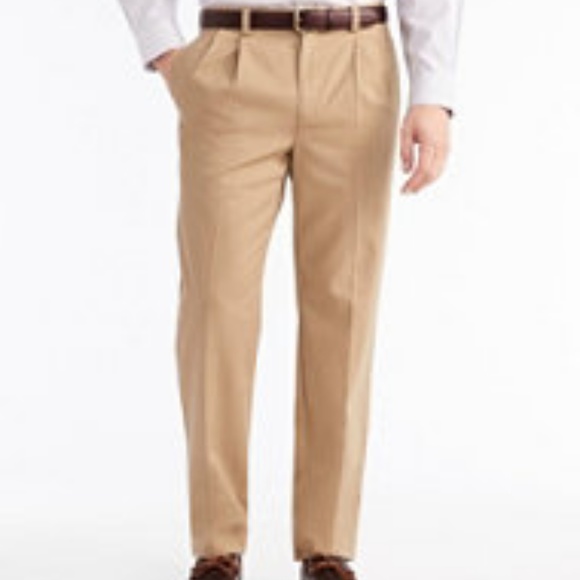 tommy hilfiger men's khakis